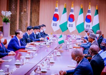 Buhari calls for increased Korean investment in Nigeria, pledges improved business environment