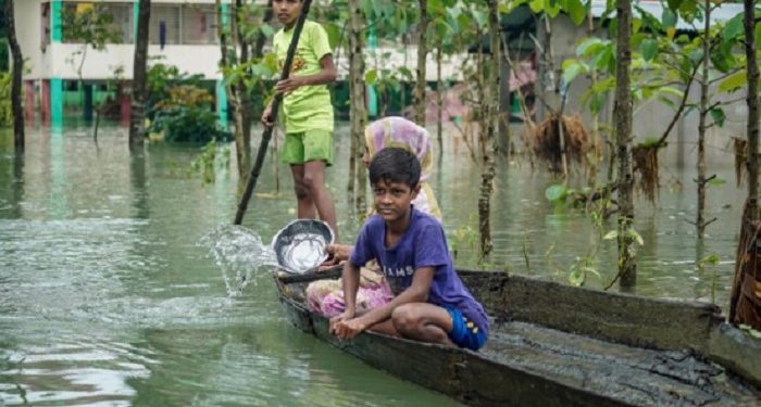 Over 27 million children at risk from devastating record-setting floods, says UNICEF