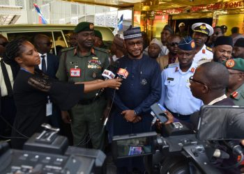 Zamfara, Plateau Governors visit Chief of Defence Staff, call for increase in security