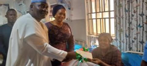 CDS celebrates Christmas, birthday with sick military personnel, civilians