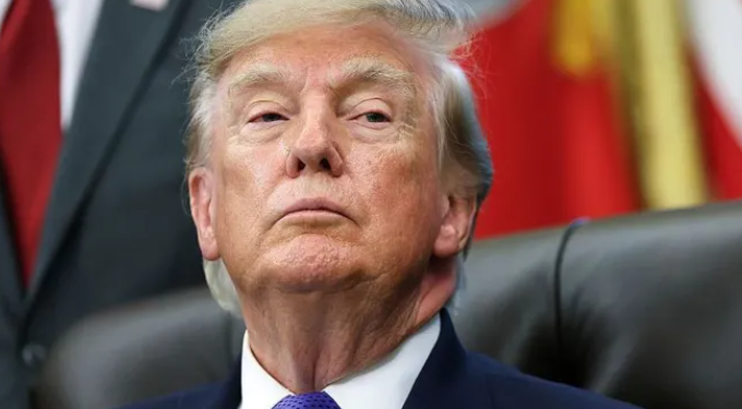 Trump warns Iran of retaliation as UAE probes flydubai cockpit incident