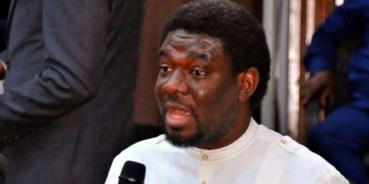 Raise salaries before fresh minimum wage talks, TUC tells FG